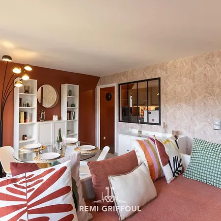 28 Bonnes Raisons - Lovely Duplex - Private Parking - Center